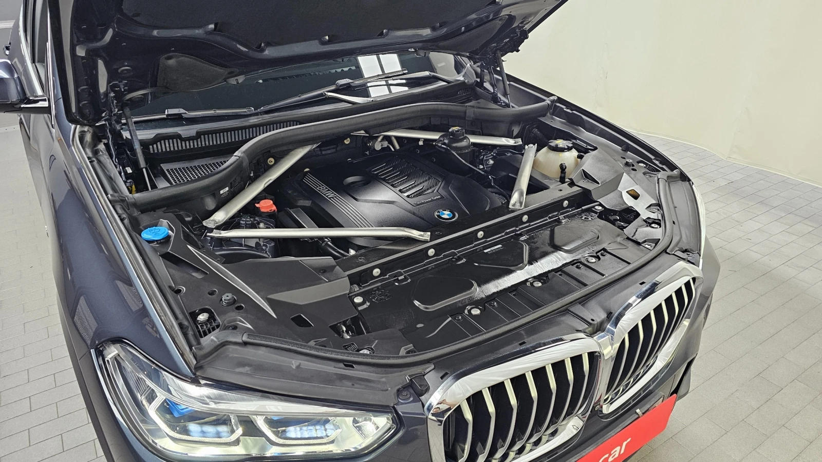 BMW X5 | ЛАЗЕРИ | 360 | DISTRONIC | HUD | ВЪЗДУХ | , снимка 8 - Автомобили и джипове - 55404108