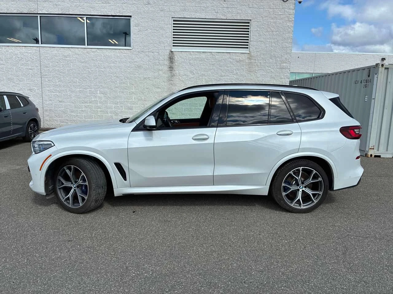 BMW X5 M-Pack 40iXdrive Laser CARFAX, снимка 2 - Автомобили и джипове - 55639957