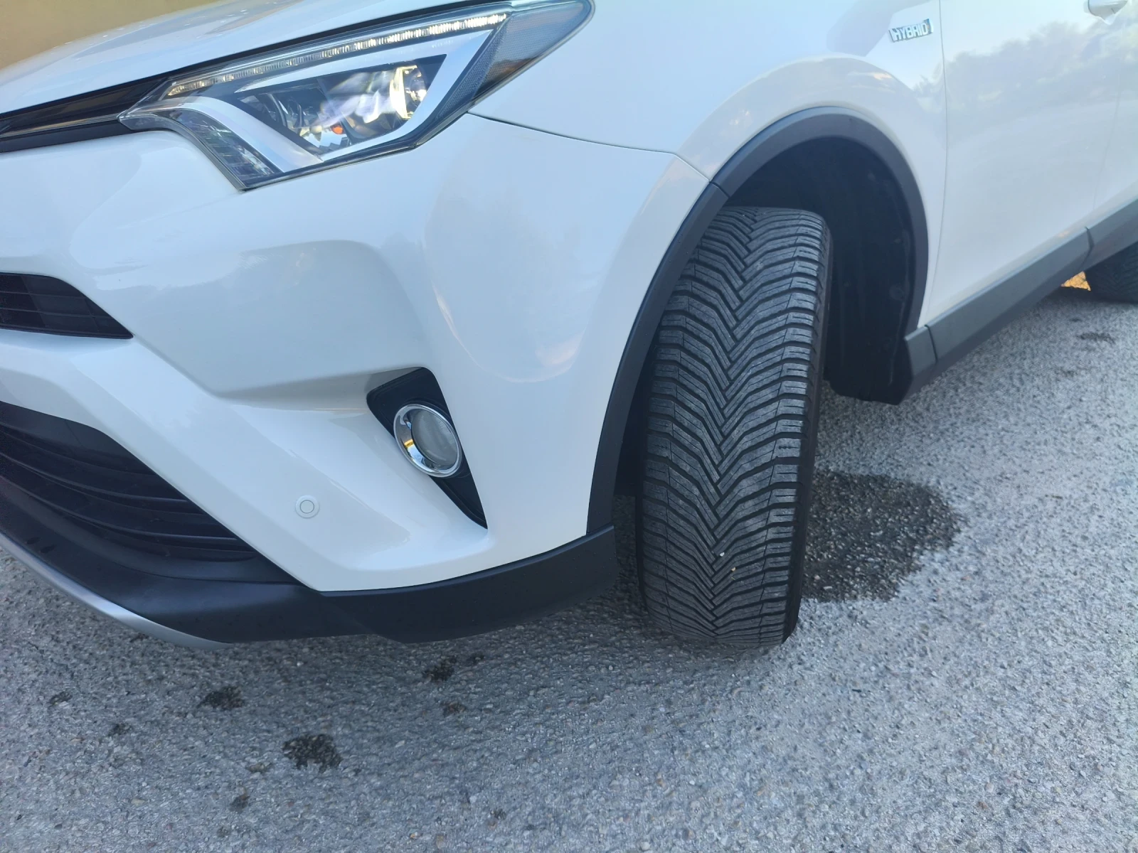 Toyota Rav4 2.5 Hibrid, снимка 7 - Автомобили и джипове - 55703481