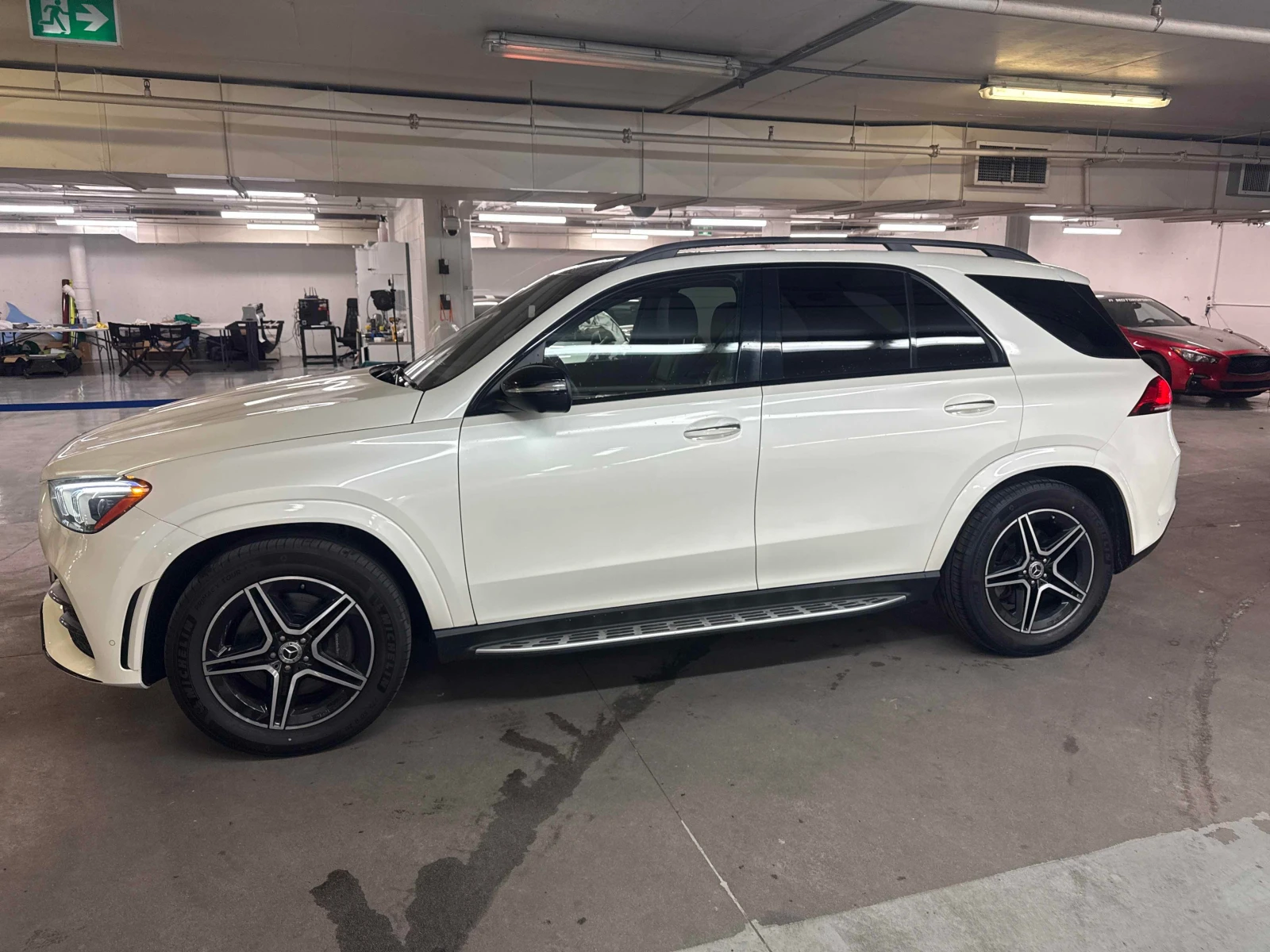 Mercedes-Benz GLE 350 * CARFAX * ОПЦИЯ ЗА ФИНАНСИРАНЕ, снимка 2 - Автомобили и джипове - 56086945