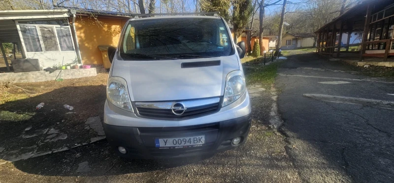 Opel Vivaro 2.0cdti, снимка 1 - Бусове и автобуси - 49563923