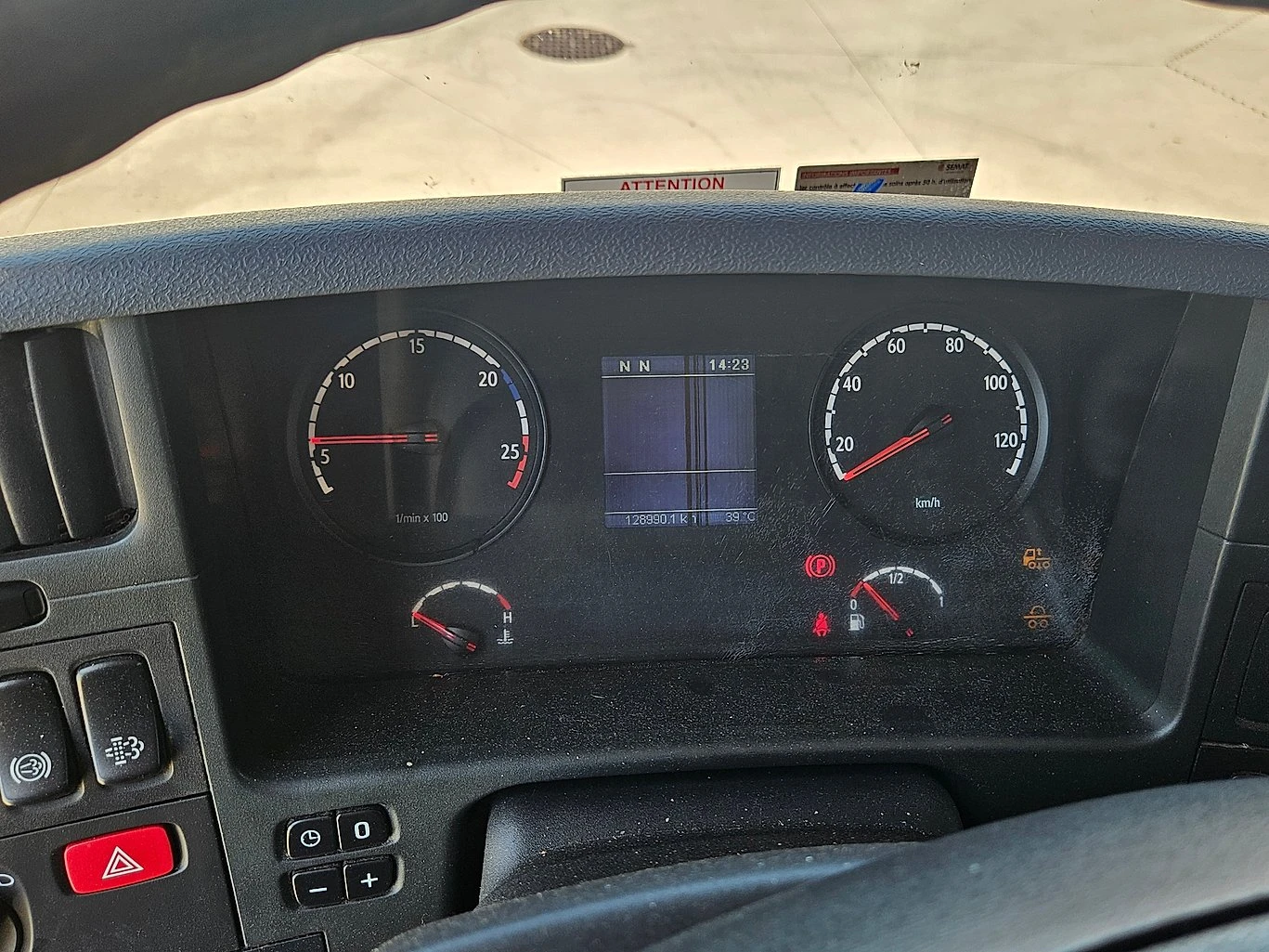 Scania P 320 (23 855 m2) , снимка 13 - Камиони - 55066707