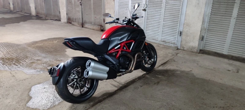 Ducati Diavel DIAVEL CARBON , снимка 7 - Мотоциклети и мототехника - 53411893