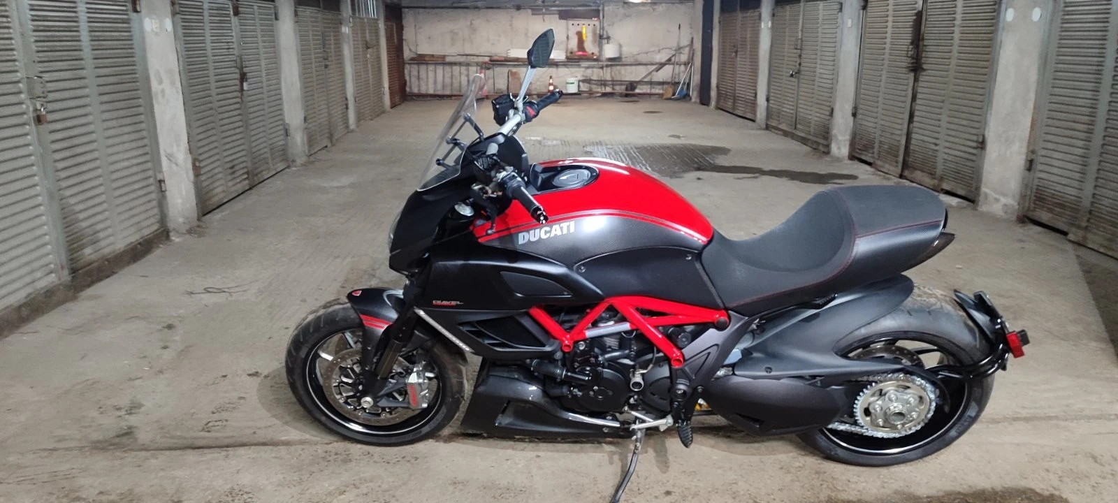 Ducati Diavel DIAVEL CARBON  - изображение 3