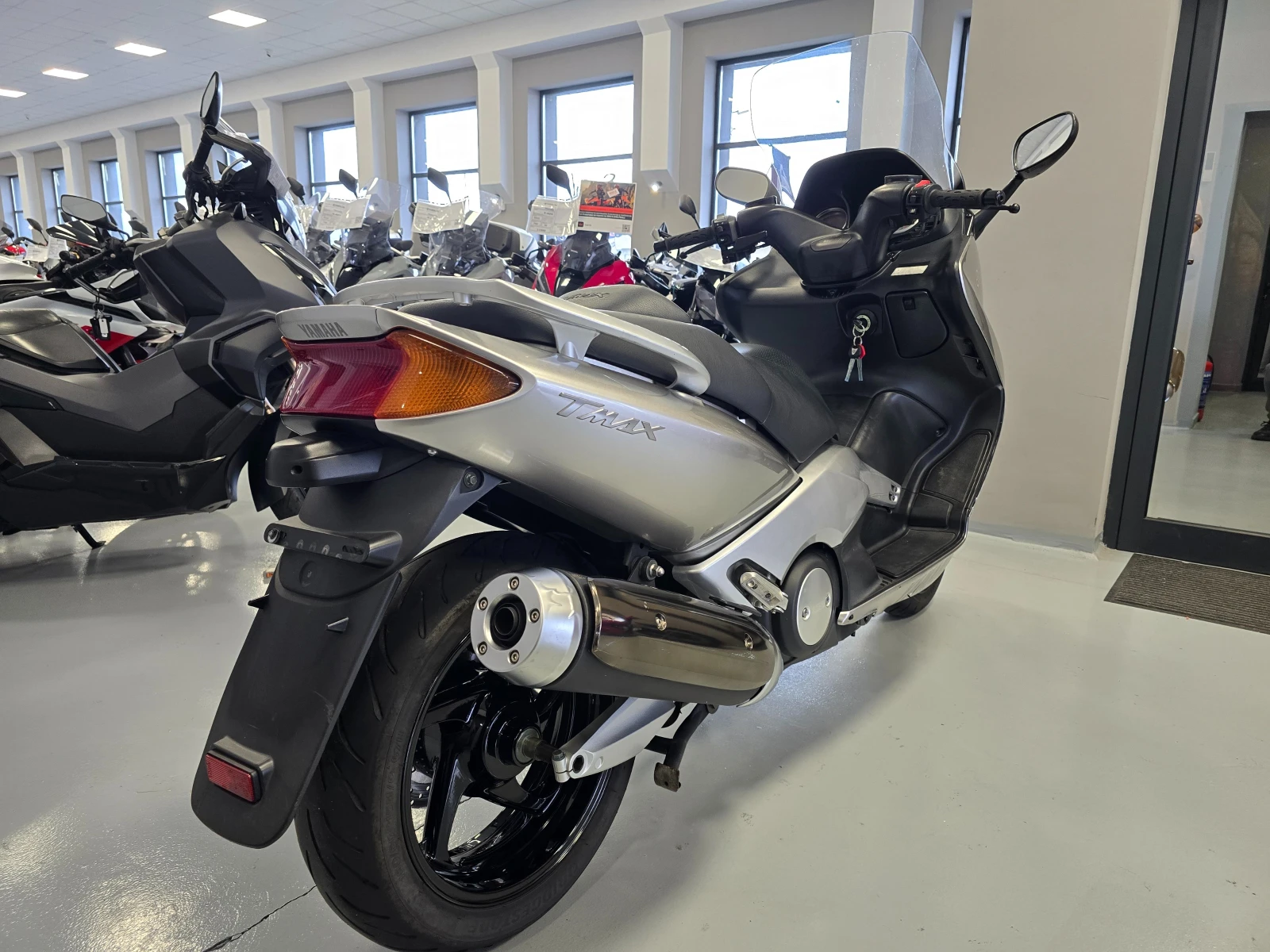Yamaha T-max 500ie, Уникат!, снимка 4 - Мотоциклети и мототехника - 54118345