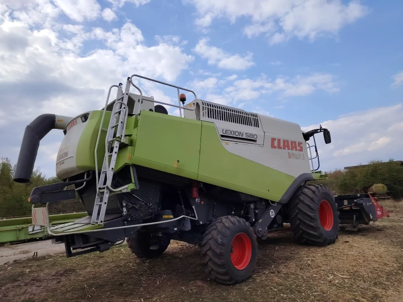 Комбайн Claas LEXION 580, снимка 2 - Селскостопанска техника - 52337383