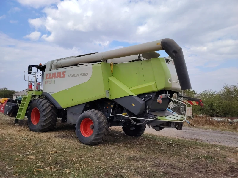 Комбайн Claas LEXION 580, снимка 4 - Селскостопанска техника - 52337383