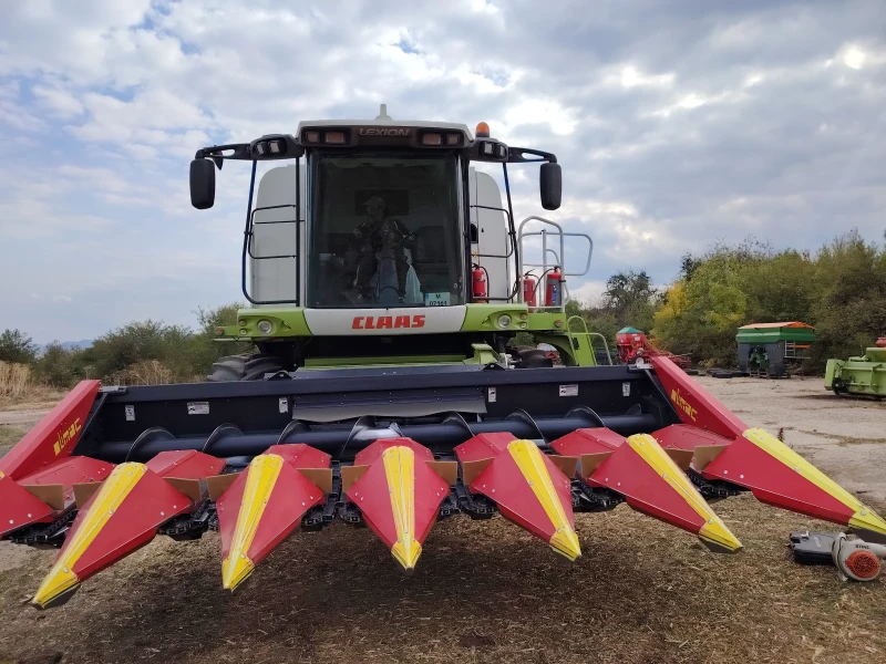 Комбайн Claas LEXION 580, снимка 3 - Селскостопанска техника - 52337383