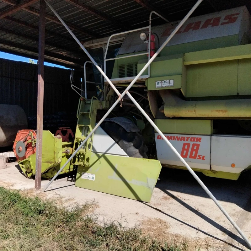 Комбайн Claas 88 SL, снимка 2 - Селскостопанска техника - 51951645