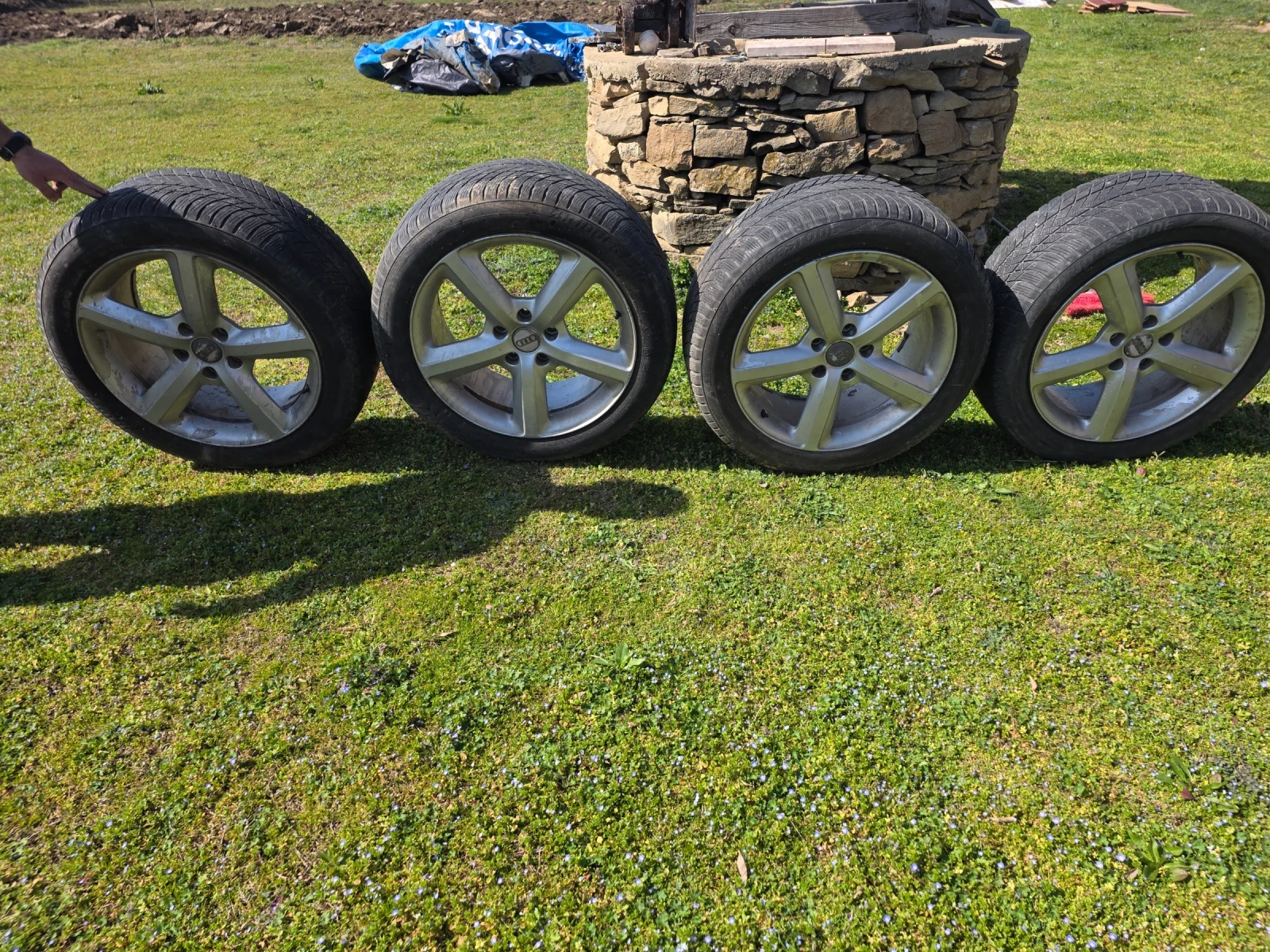 Гуми с джанти Bridgestone 275/45R20