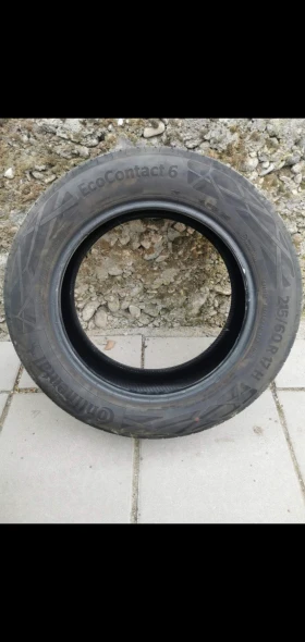 Гуми Летни 215/60R17, снимка 4 - Гуми и джанти - 49198626