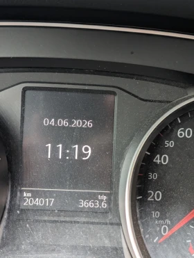 VW Passat 2.0 TDI, АВТОМАТ DSG6, ПОДГРЕВ, снимка 16