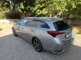 Toyota Auris, снимка 3