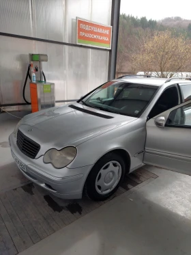 Mercedes-Benz C 200 2.0, снимка 1