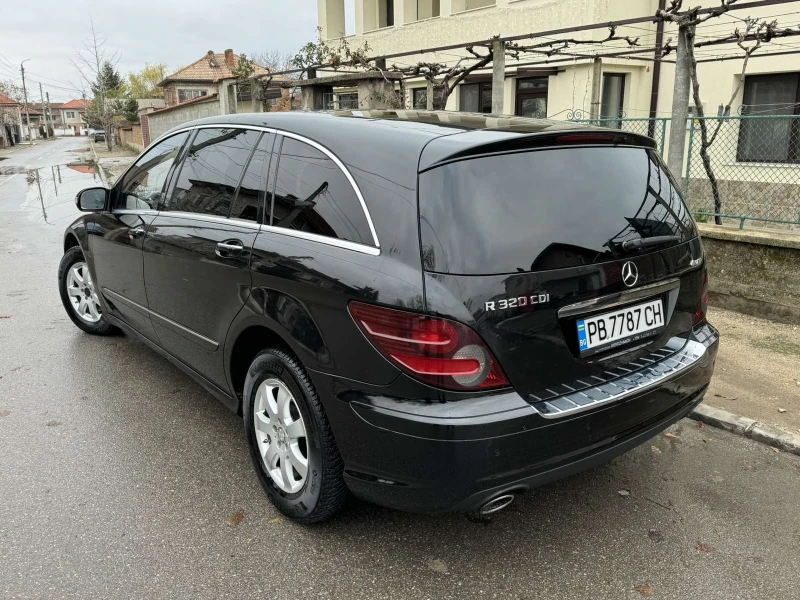 Mercedes-Benz R 320 AMG Пакет , harman-kardon , Дълга база, снимка 4 - Автомобили и джипове - 48225899