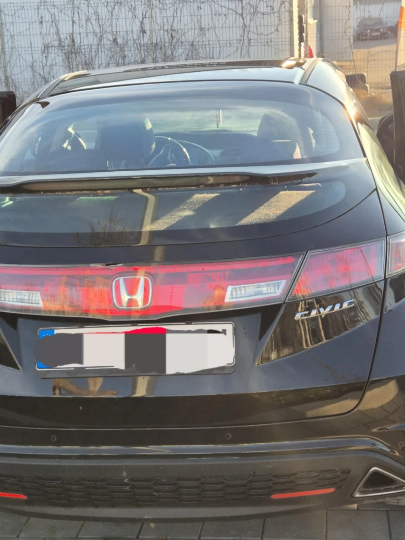 Honda Civic Honda Civic 5 DR, снимка 4 - Автомобили и джипове - 51948453