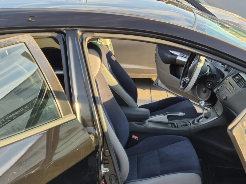 Honda Civic Honda Civic 5 DR, снимка 5 - Автомобили и джипове - 51948453