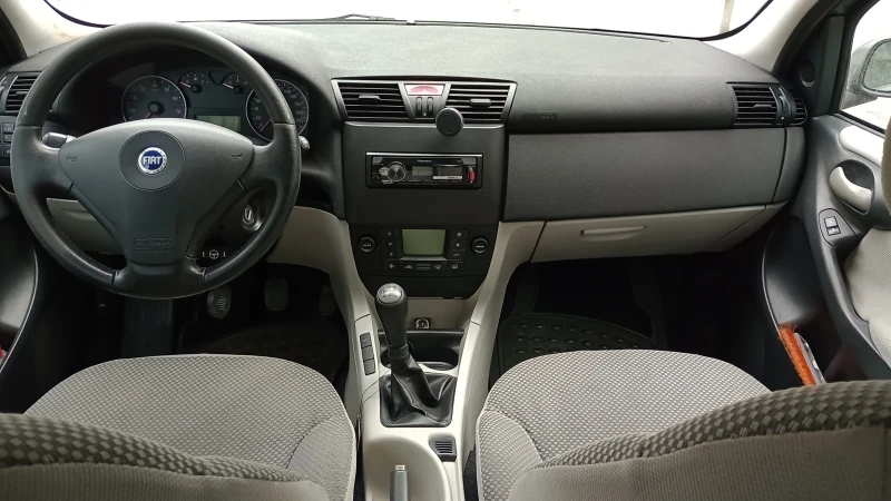Fiat Stilo, снимка 16 - Автомобили и джипове - 50677370