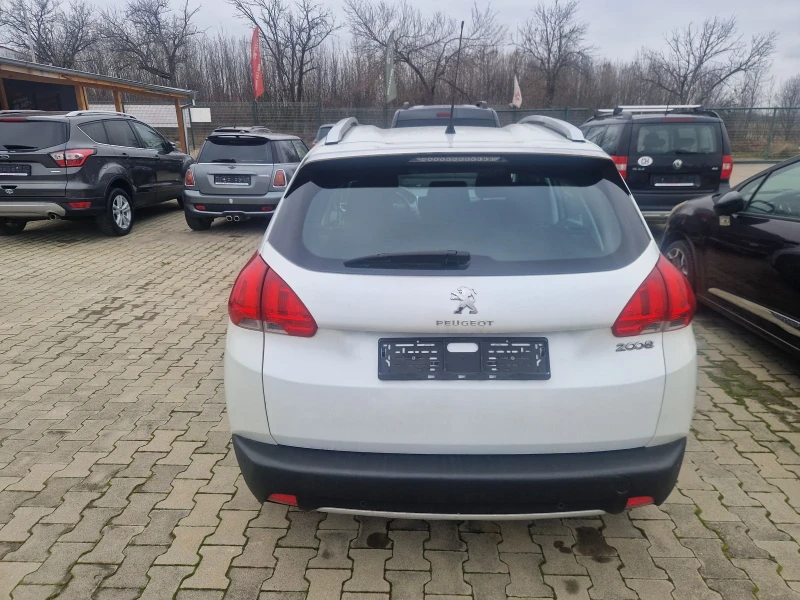 Peugeot 2008 1.2i, снимка 4 - Автомобили и джипове - 52771894