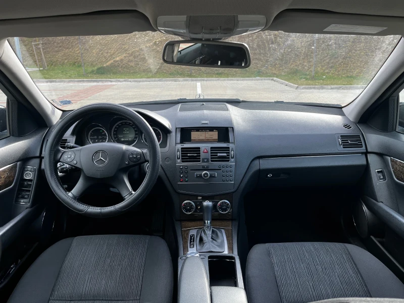 Mercedes-Benz C 220 АВТОМАТИК, снимка 6 - Автомобили и джипове - 52974504