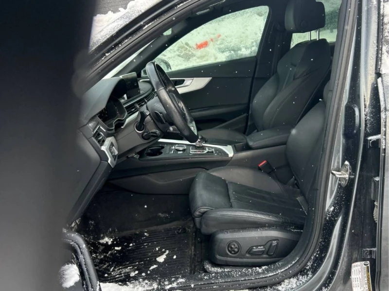 Audi A4 Technik * CARFAX* S-Line* ДВА КЛЮЧА, снимка 7 - Автомобили и джипове - 53511247