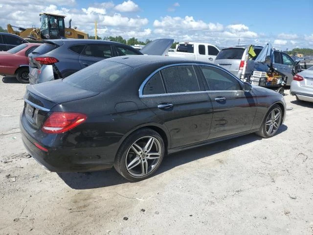 Mercedes-Benz E 300 2.0L 4 - изображение 3