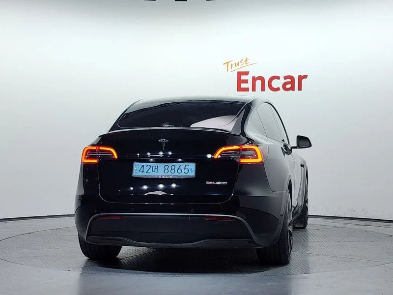 Tesla Model Y Performance AWD, снимка 4 - Автомобили и джипове - 54207247
