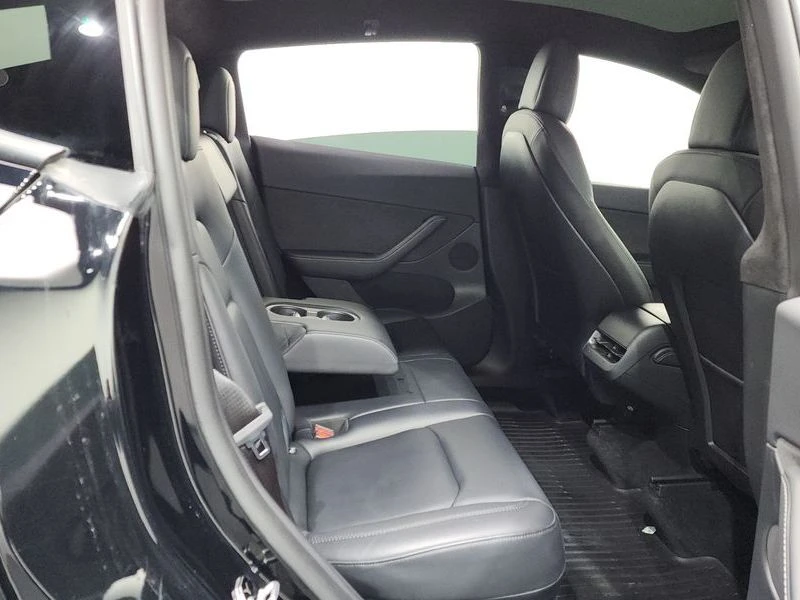 Tesla Model Y Performance AWD, снимка 12 - Автомобили и джипове - 54207247