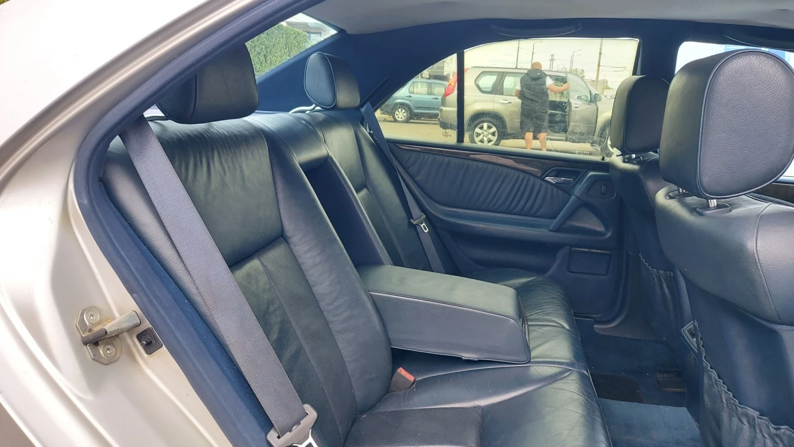 Mercedes-Benz E 200 E200 | Mobile.bg — изображение 13