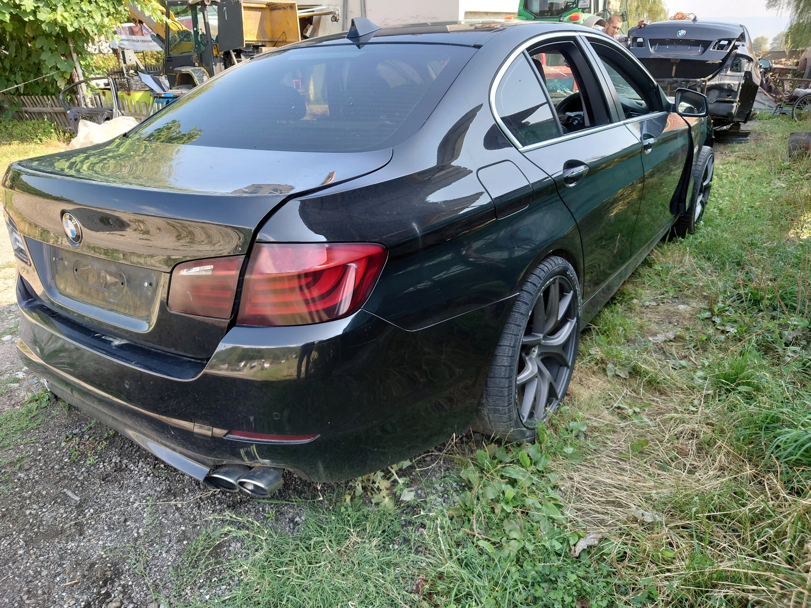 BMW 525 2.5д - изображение 3