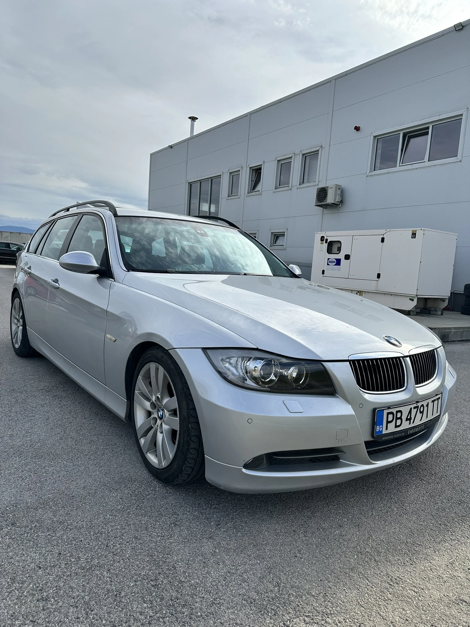 BMW 330  - изображение 2