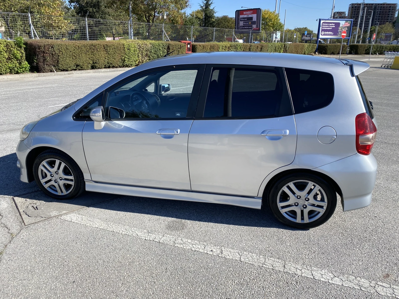 Honda Jazz 1.4 83к.с. SPORT - изображение 4