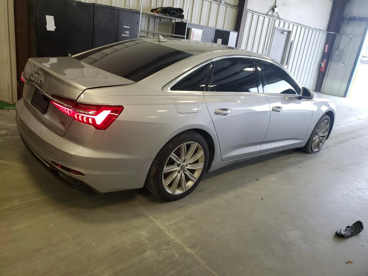 Audi A6 PREMIUM PLUS* Digital Cockpit* Kамера* Keyless - изображение 5