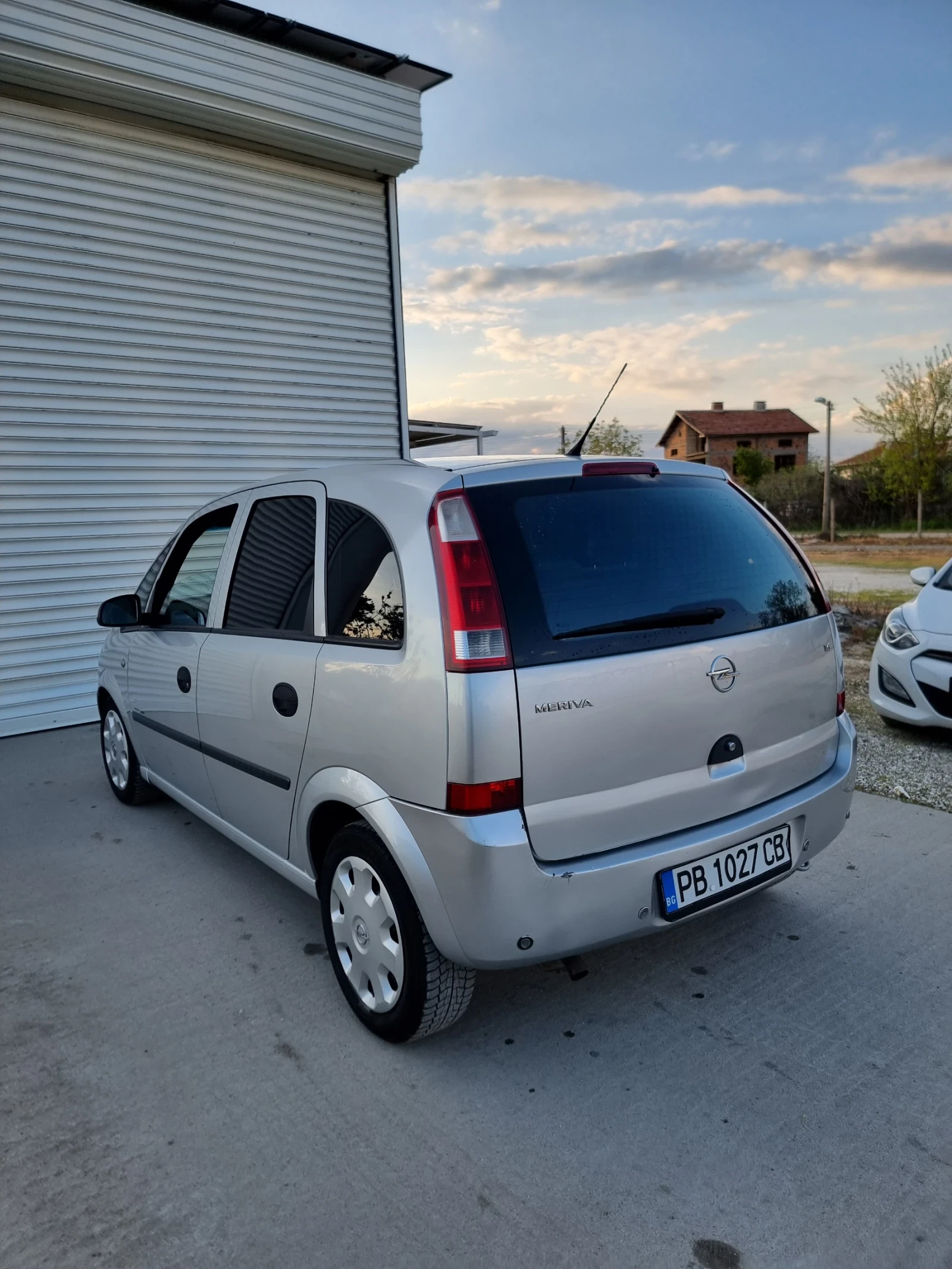 Opel Meriva 1.6 - изображение 9