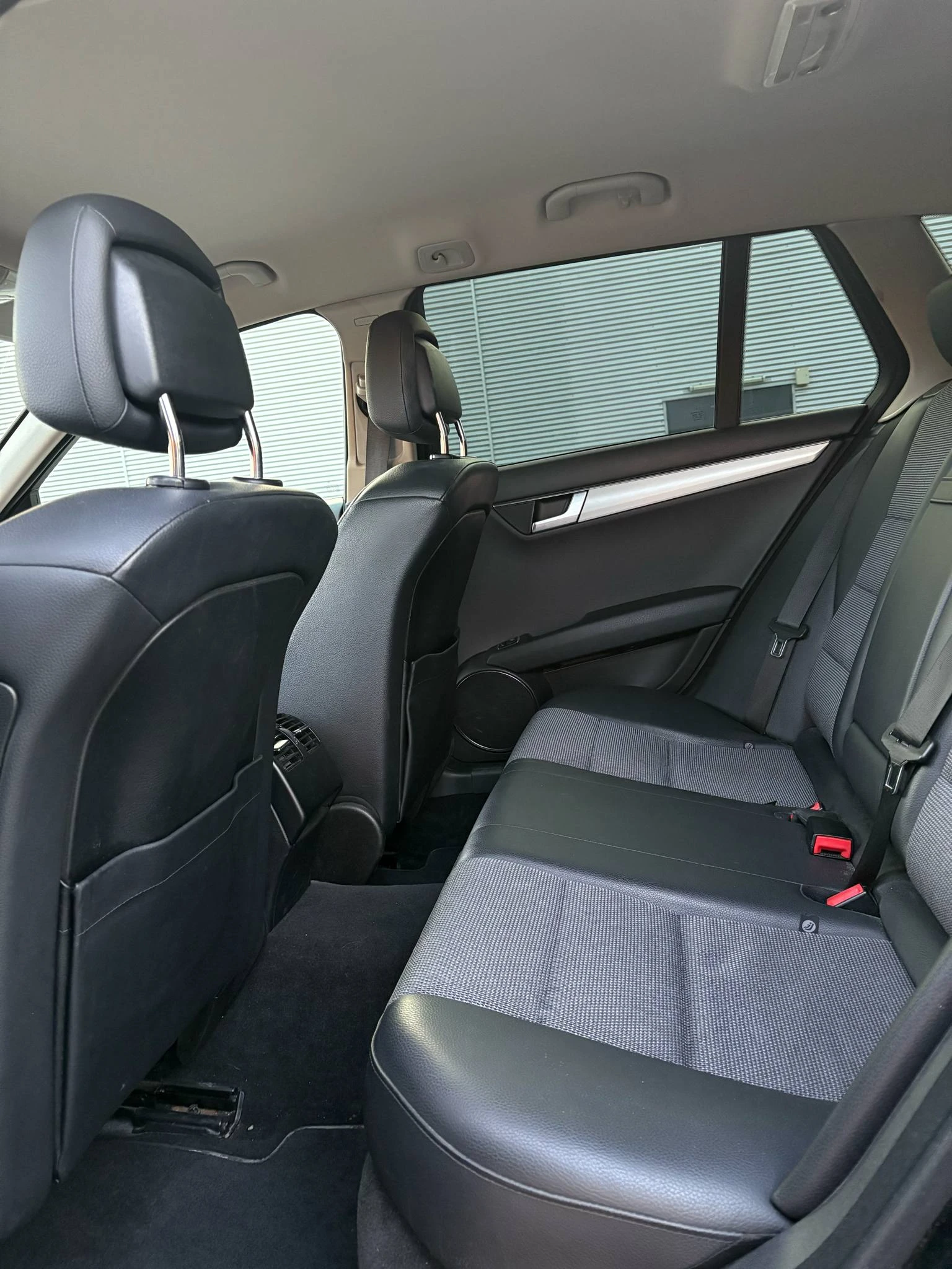 Mercedes-Benz C 220 CDi* FACELIFT* AVANTGARDE* LED* EURO 5 - изображение 7