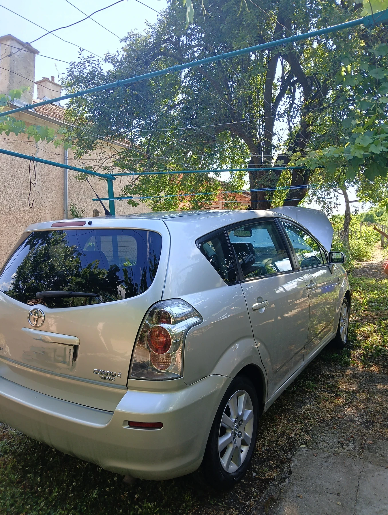 Toyota Corolla verso  - изображение 8