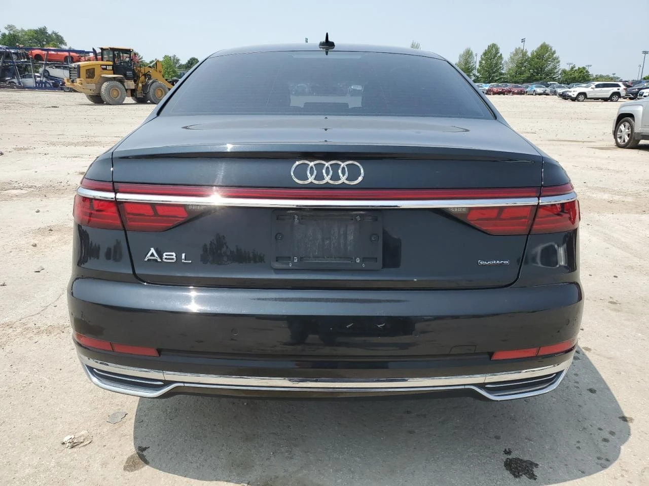 Audi A8  - изображение 3