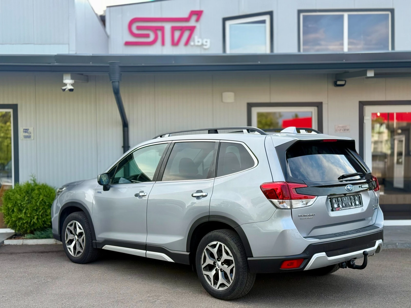 Subaru Forester E-Boxer, Европейски - изображение 7