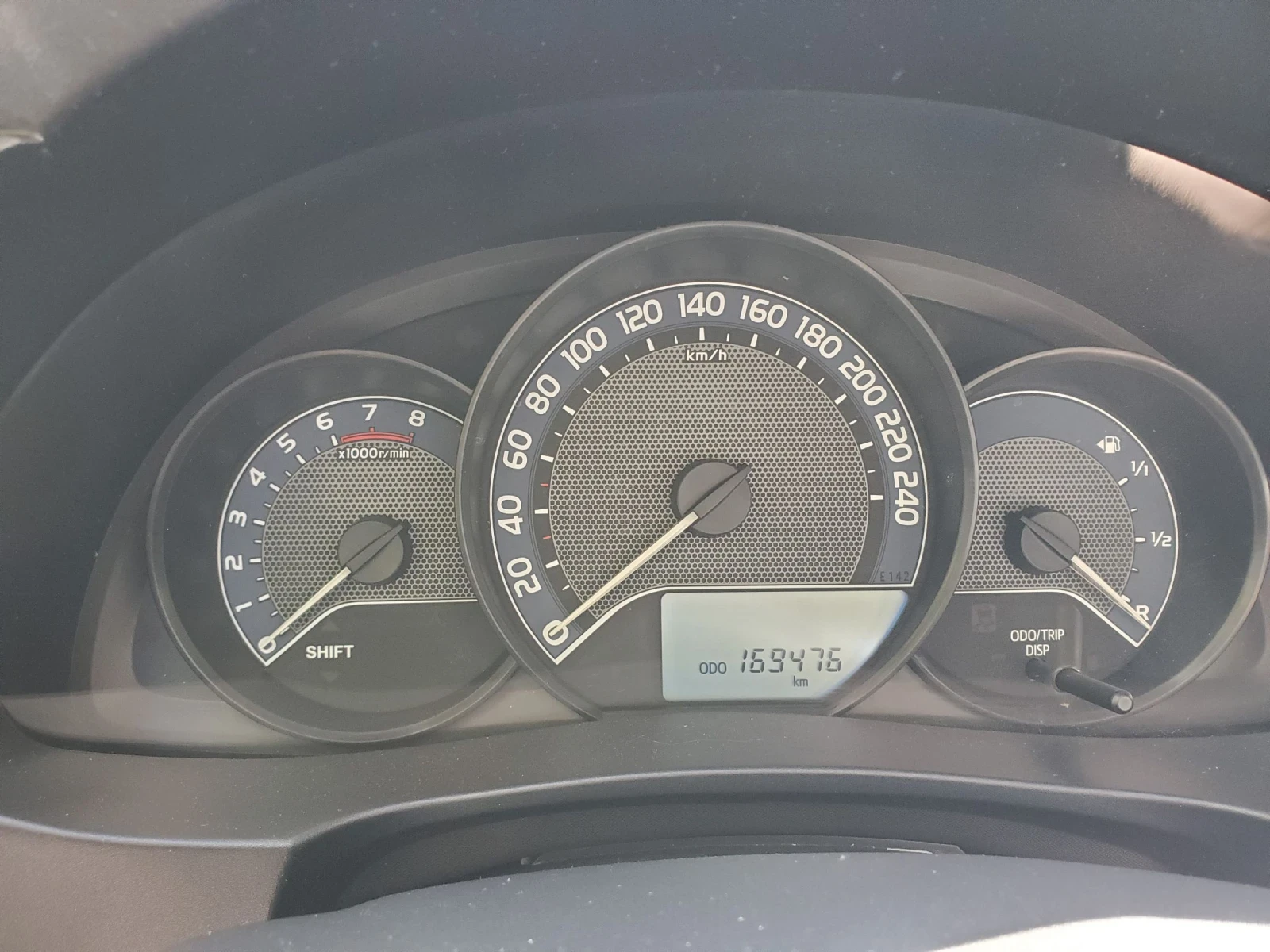 Toyota Corolla 1.33 vvt-i - изображение 6