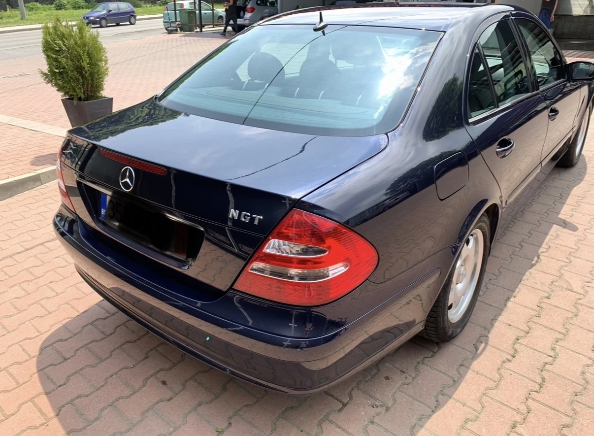 Mercedes-Benz E 200  - изображение 6