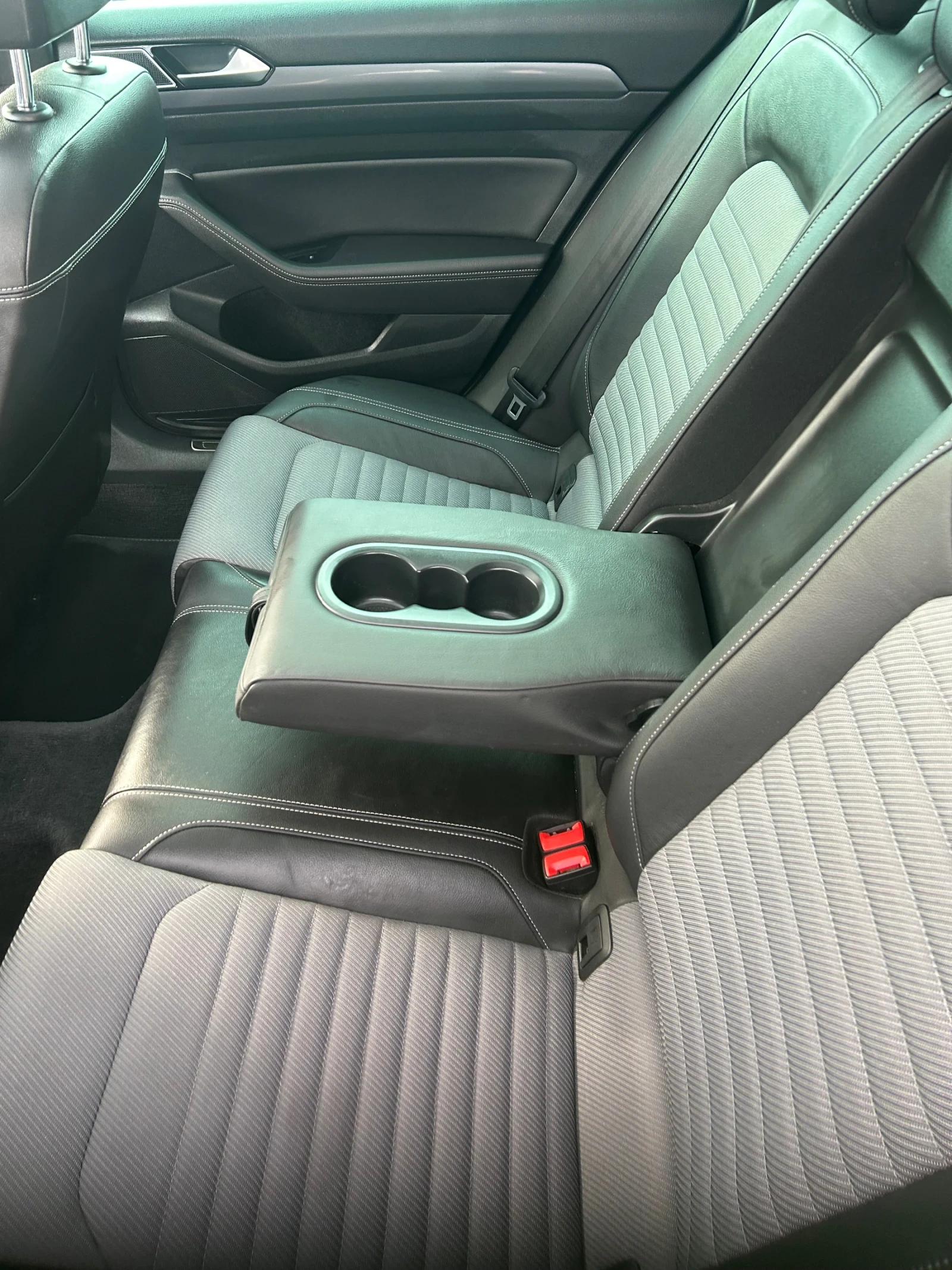 VW Passat R Line | Mobile.bg   13