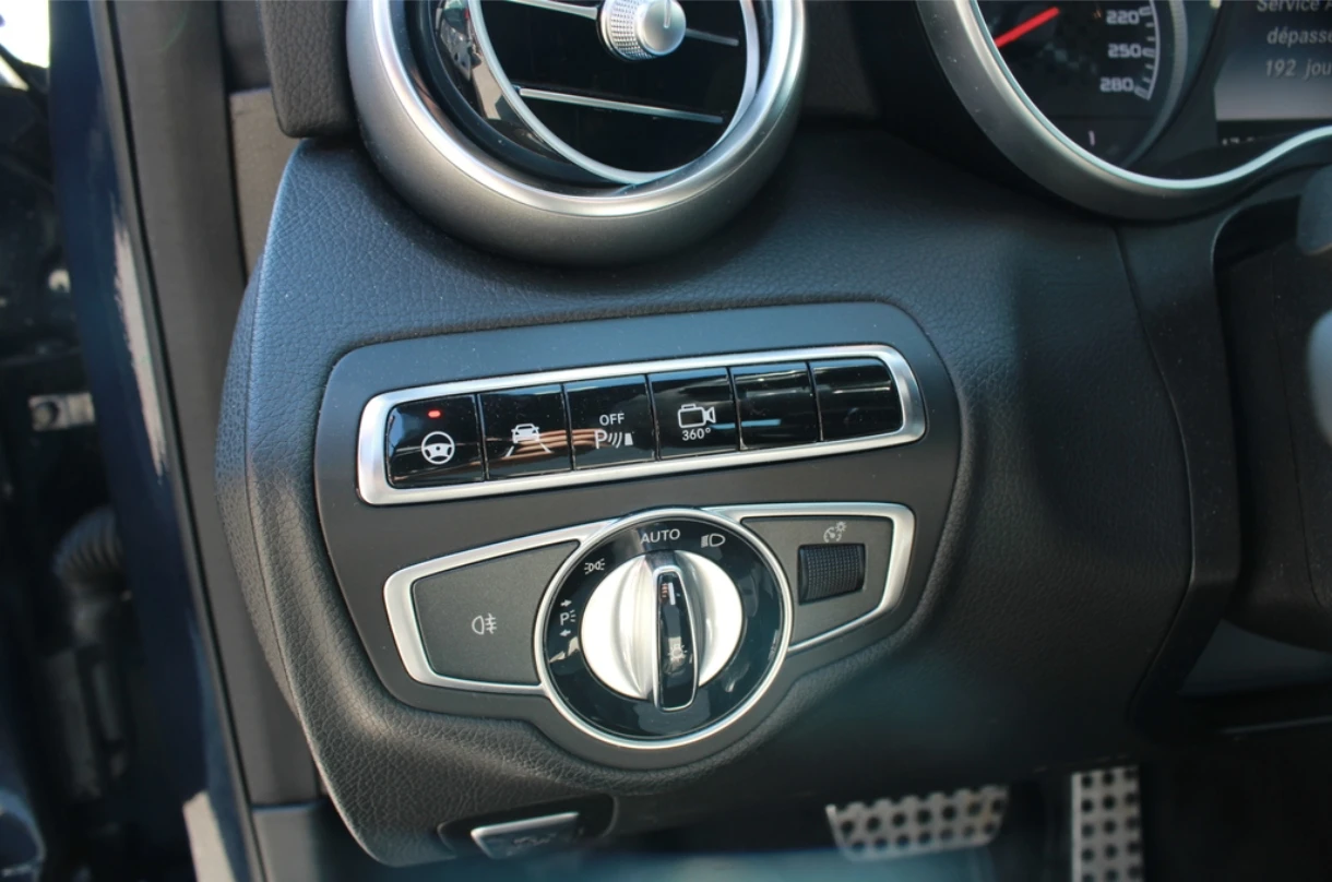 Mercedes-Benz C 450 AMG * 4MATIC, MAGS, NAVIGATION, CUIR, A/C * CARFAX * Ц - изображение 9