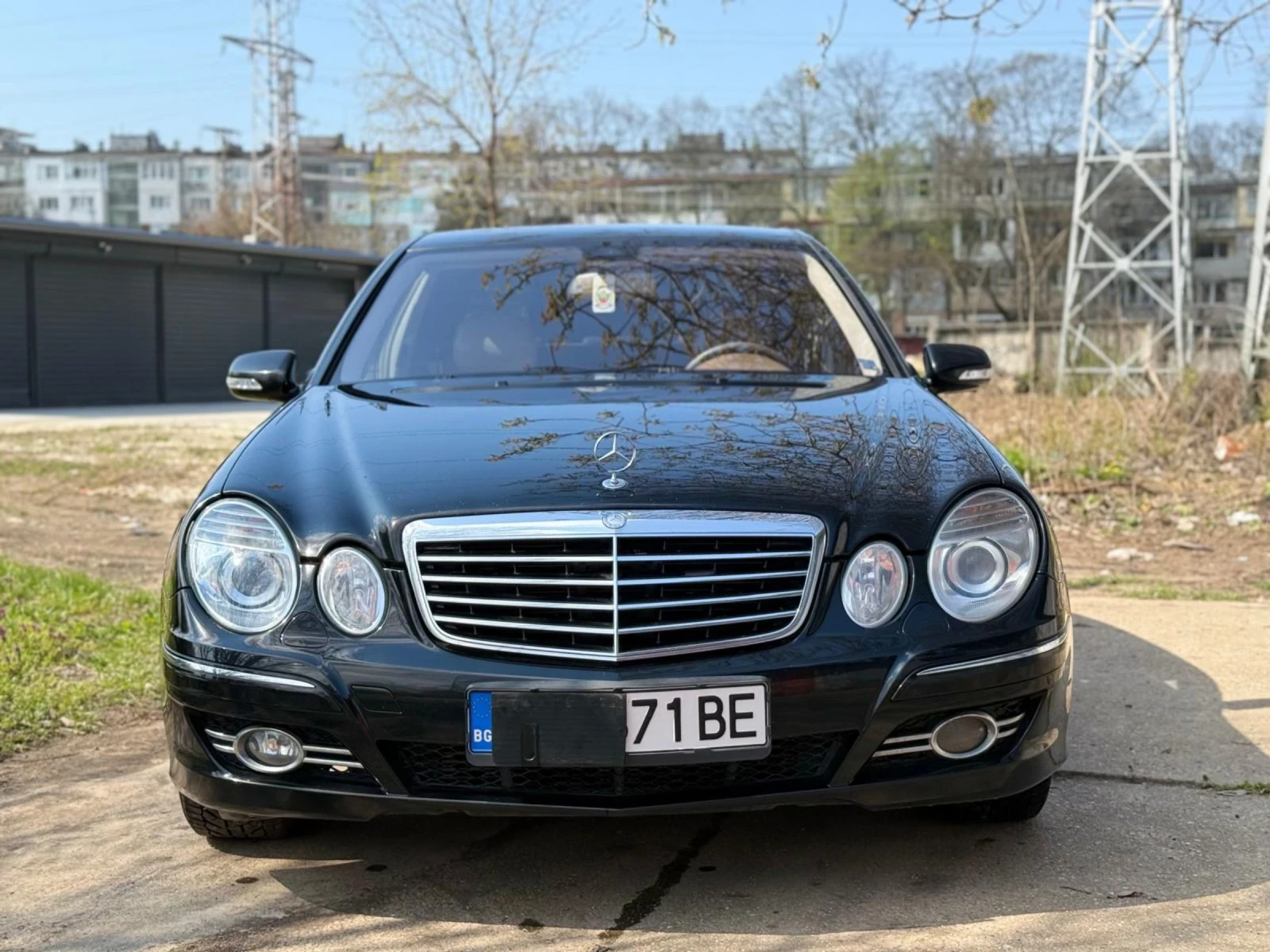 Mercedes-Benz E 320 СМЕНЕНА ВЕРИГА//АVANTGARDE//FACELIFT//АВТОМАТИК!, снимка 4 - Автомобили и джипове - 53472773