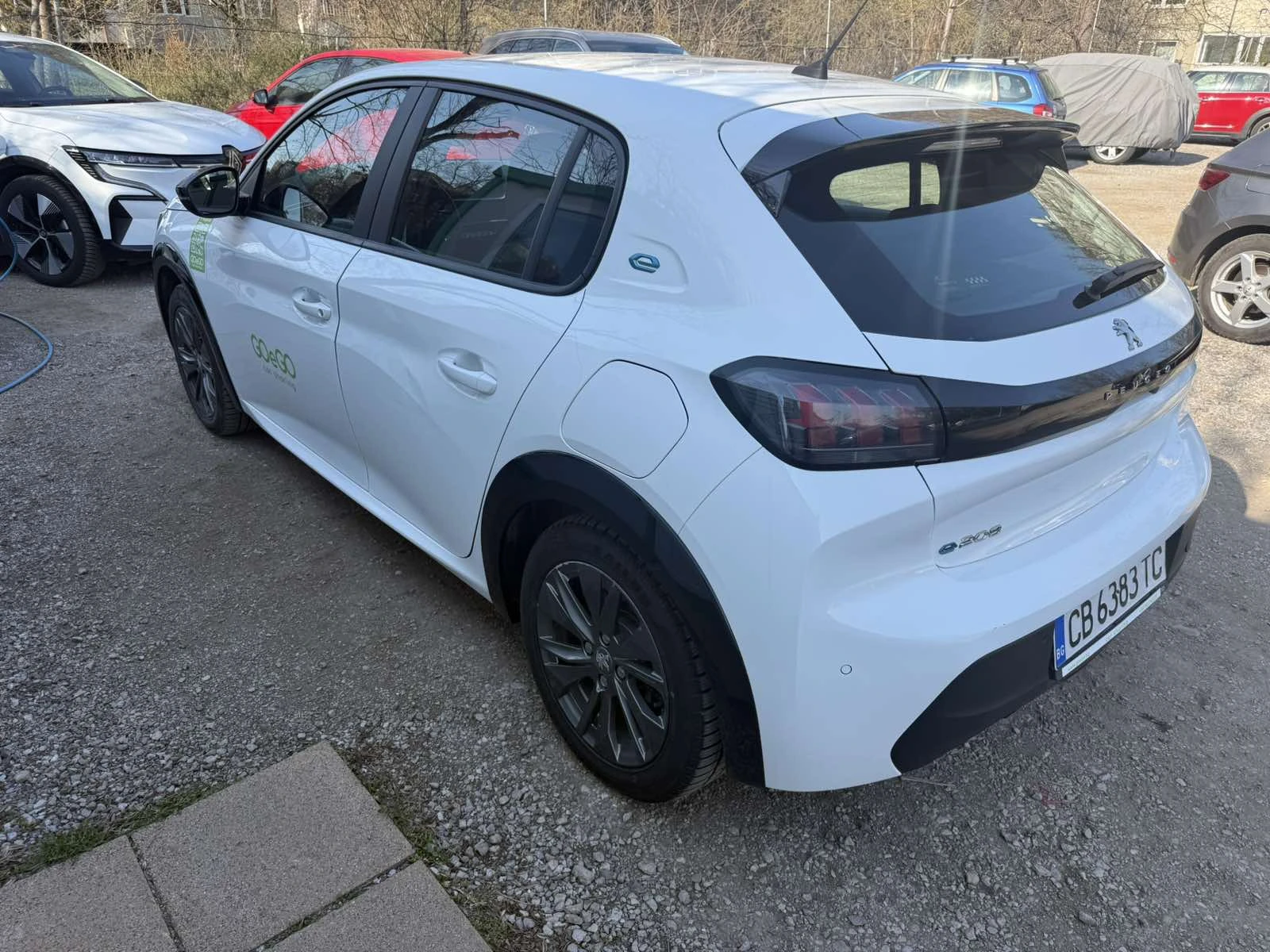 Peugeot 208, снимка 2 - Автомобили и джипове - 53902741