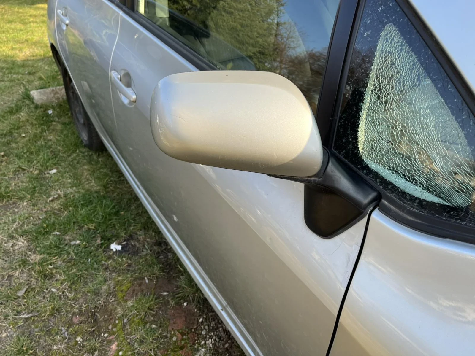 Toyota Auris, снимка 3 - Автомобили и джипове - 53921637