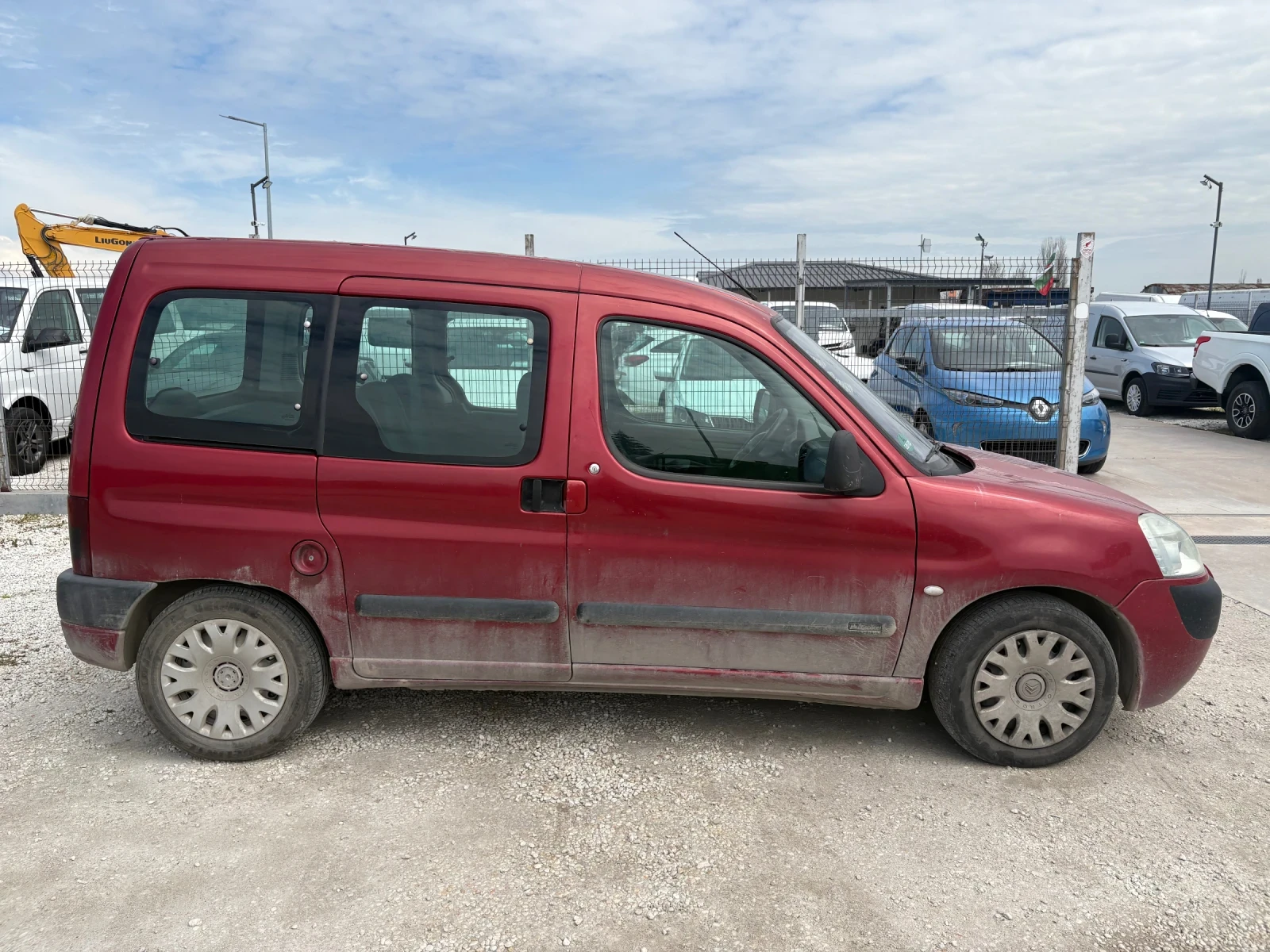 Citroen Berlingo 2.0hdi-klima, снимка 4 - Автомобили и джипове - 54041279