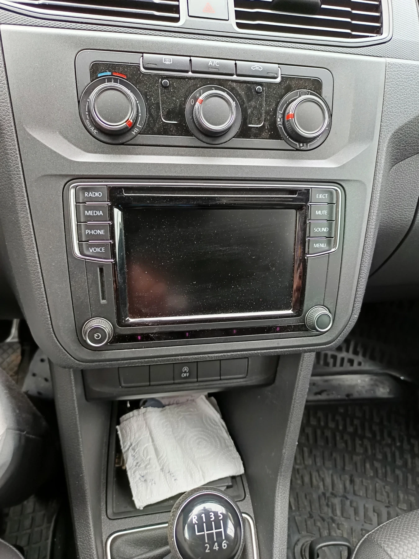 VW Caddy, снимка 12 - Автомобили и джипове - 54948422