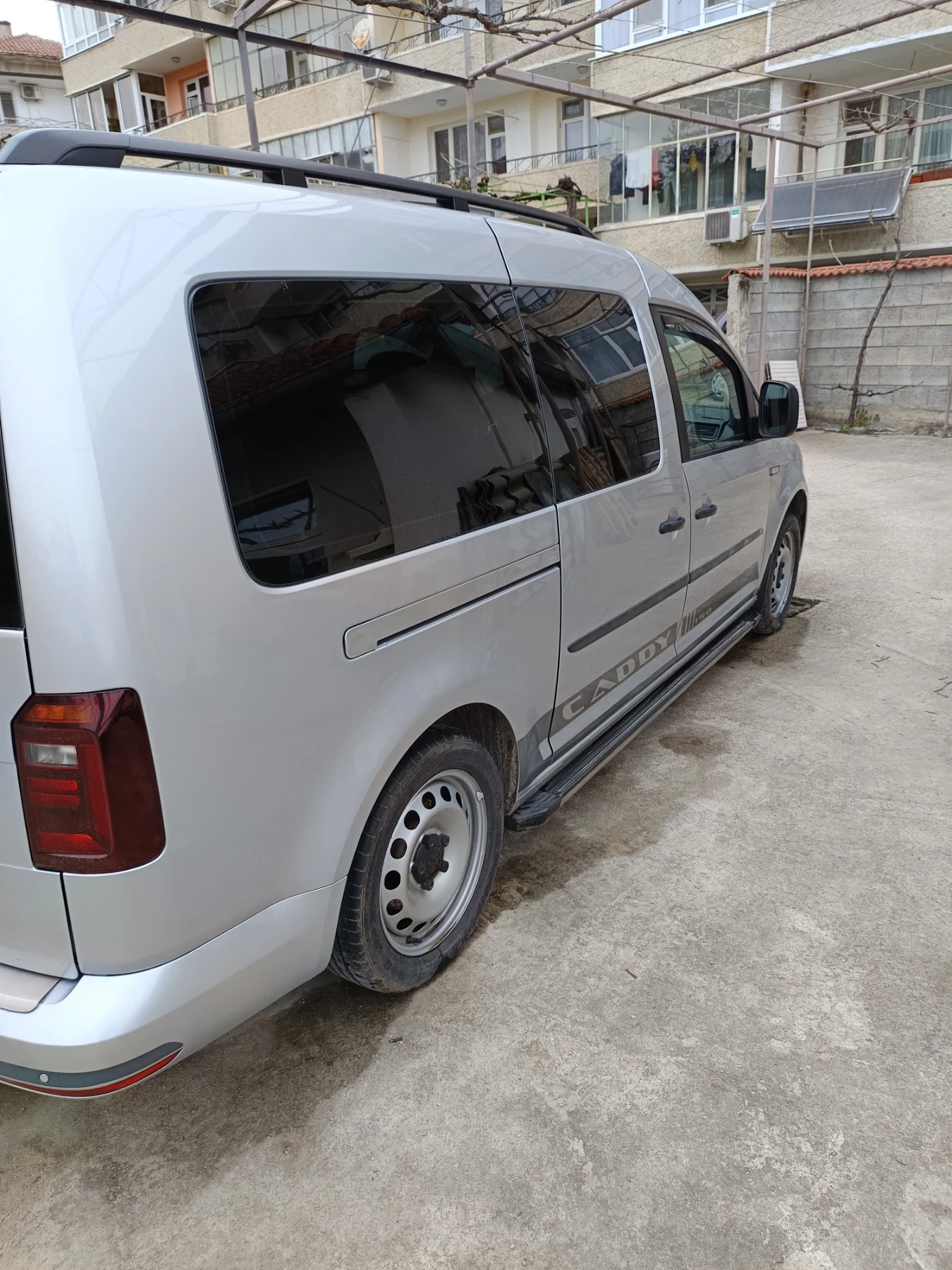 VW Caddy