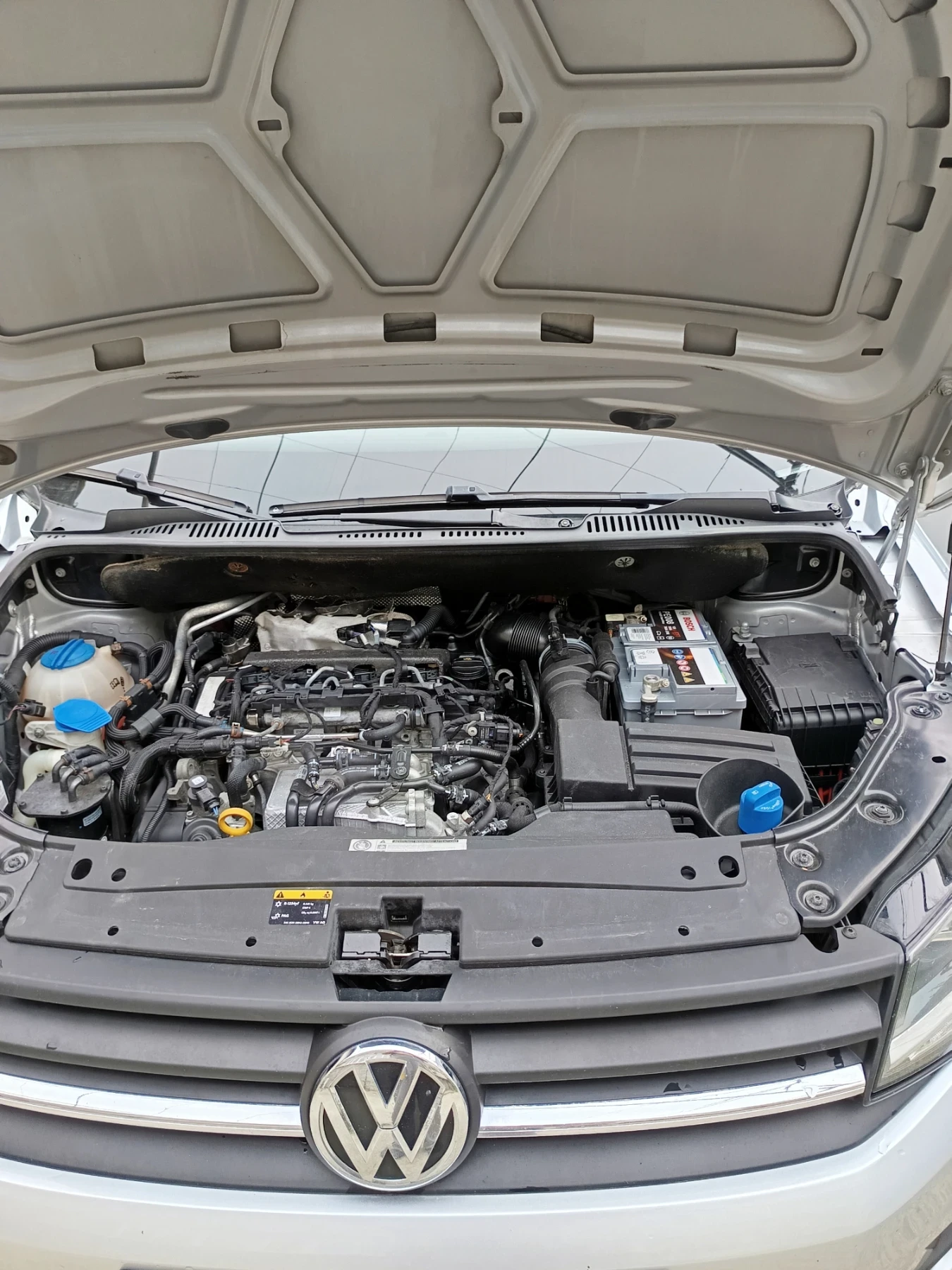 VW Caddy, снимка 9 - Автомобили и джипове - 54948422