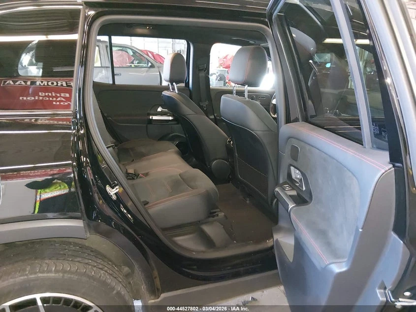 Mercedes-Benz EQB 300 Suv 4Matic, снимка 8 - Автомобили и джипове - 54378984